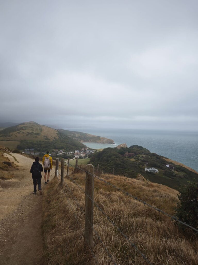 Rushing towards Lulworth Cove (by M. Geschwandtner)